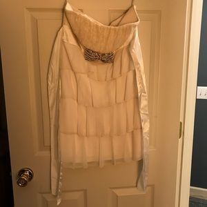 White strapless dress